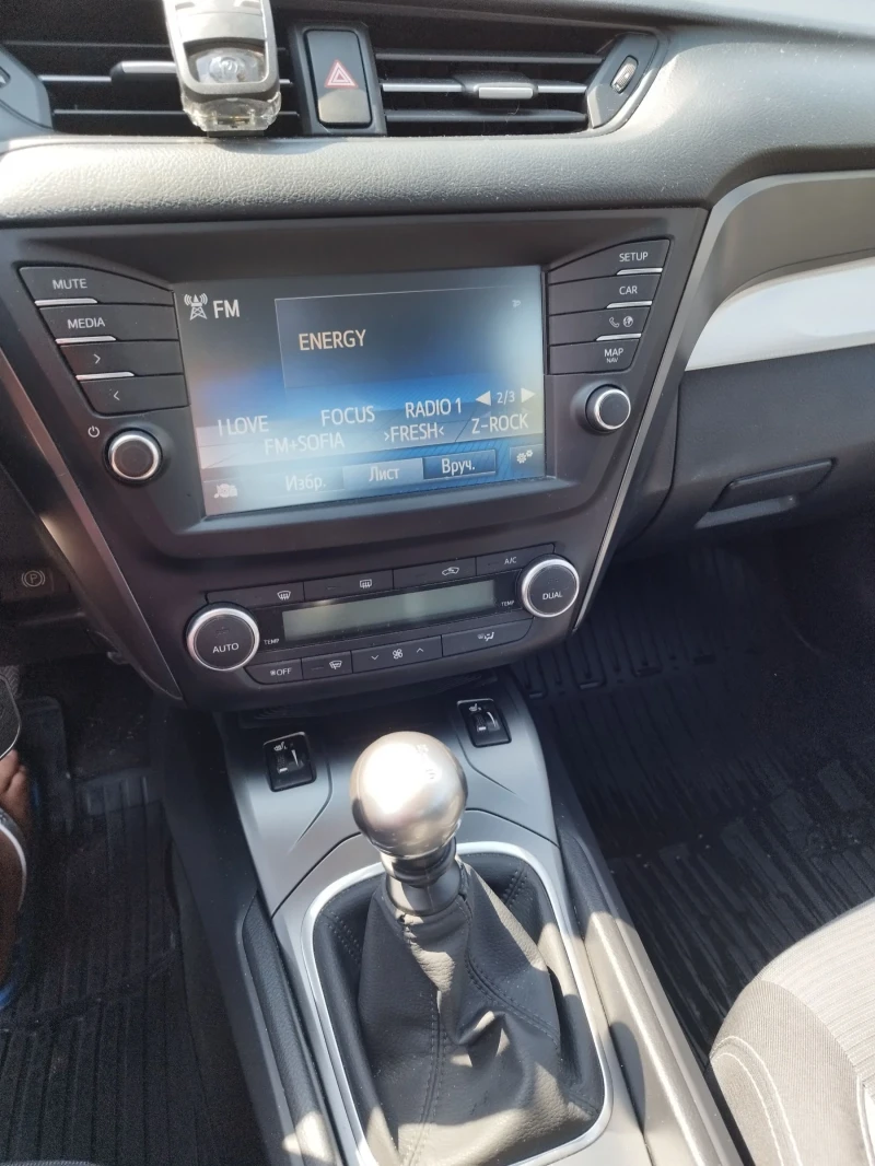 Toyota Avensis 143 к.с, снимка 10 - Автомобили и джипове - 53057607