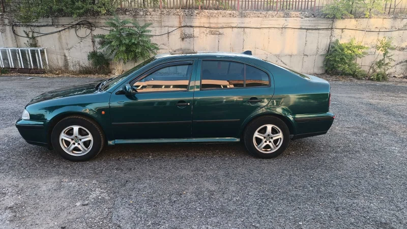 Skoda Octavia Газ, снимка 4 - Автомобили и джипове - 53163879