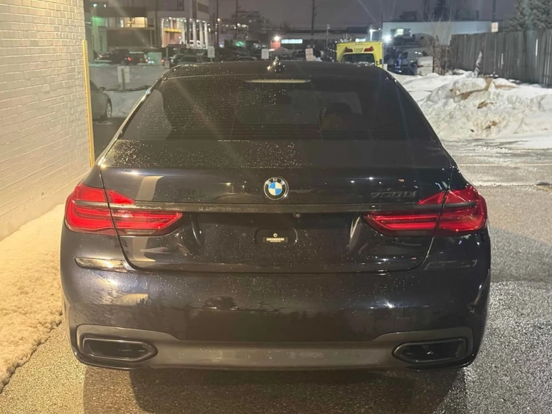 BMW 750 Li XDRIVE * FULL EXTRAS * КЛИП НА МОТОРА , снимка 4 - Автомобили и джипове - 53439431