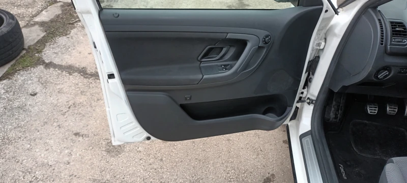 Skoda Fabia 1.6MONTE KARLO, снимка 8 - Автомобили и джипове - 53518359