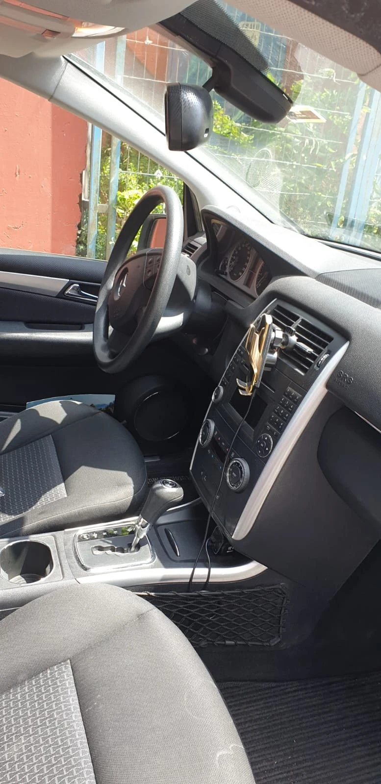 Mercedes-Benz B 180  - изображение 5