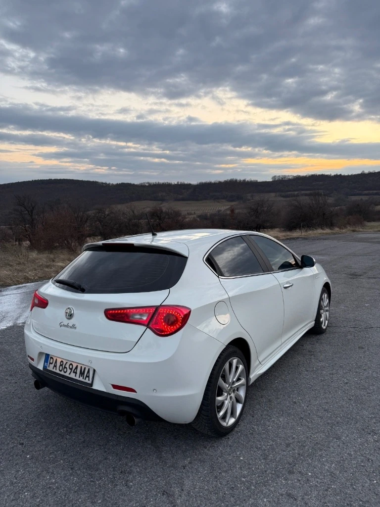 Alfa Romeo Giulietta JTDM  - изображение 5