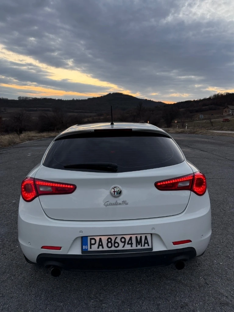 Alfa Romeo Giulietta JTDM  - изображение 4