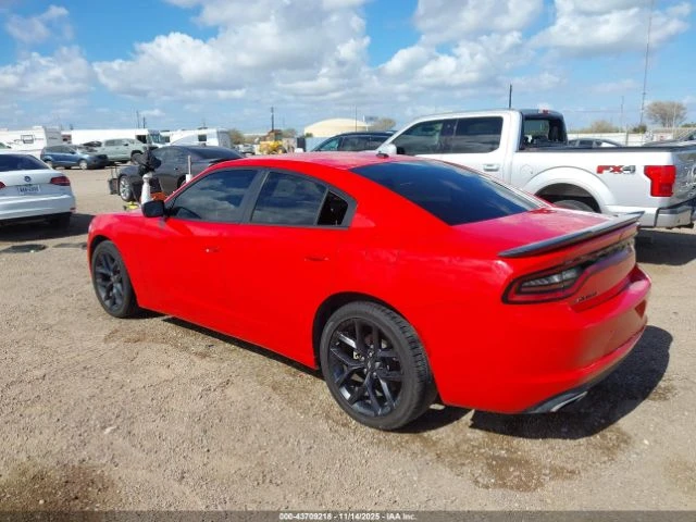 Dodge Charger SXT RWD - изображение 3