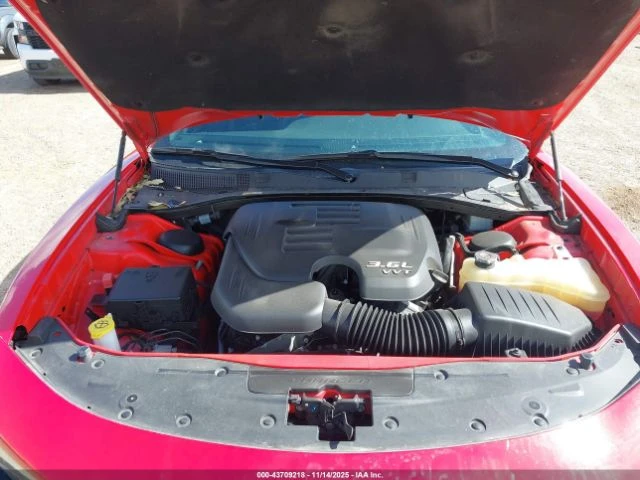 Dodge Charger SXT RWD, снимка 15 - Автомобили и джипове - 53712488