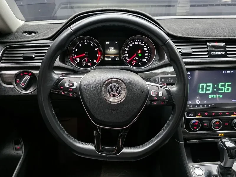 VW Passat 2.0 Tsi B7, снимка 13 - Автомобили и джипове - 55062430