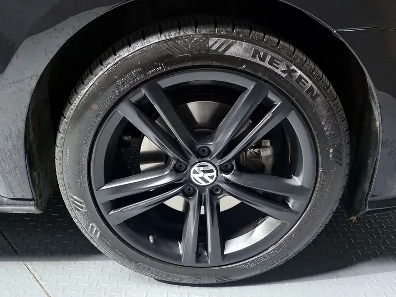 VW Passat 2.0 Tsi B7, снимка 5 - Автомобили и джипове - 55062430