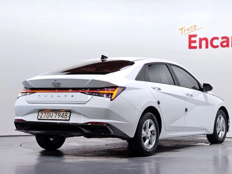 Hyundai Elantra 1.6 Automatic, снимка 2 - Автомобили и джипове - 55743506