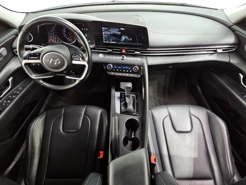 Hyundai Elantra 1.6 Automatic, снимка 7 - Автомобили и джипове - 55743506