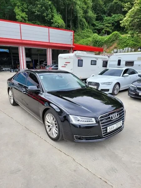 Audi A8 4.2 TFSI Quattro - САМО 30% АВАНС, снимка 7 - Автомобили и джипове - 56219517