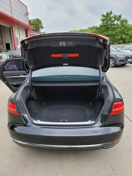 Audi A8 4.2 TFSI Quattro - САМО 30% АВАНС, снимка 15 - Автомобили и джипове - 56219517