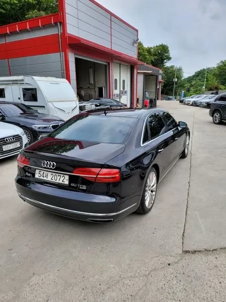 Audi A8 4.2 TFSI Quattro - САМО 30% АВАНС, снимка 6 - Автомобили и джипове - 56219517