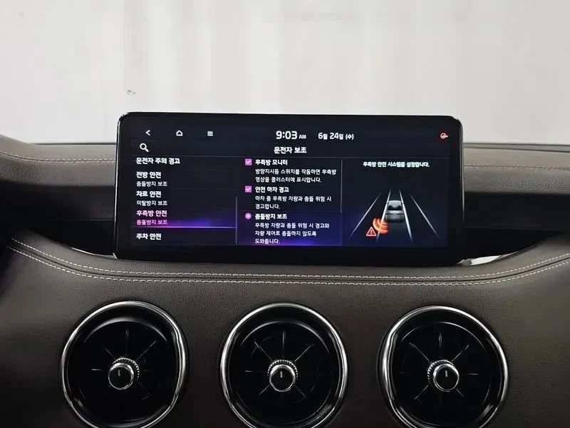 Kia Stinger, снимка 16 - Автомобили и джипове - 56727629