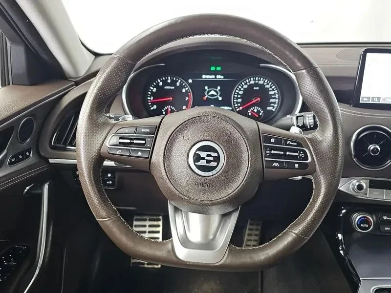 Kia Stinger, снимка 13 - Автомобили и джипове - 56727629