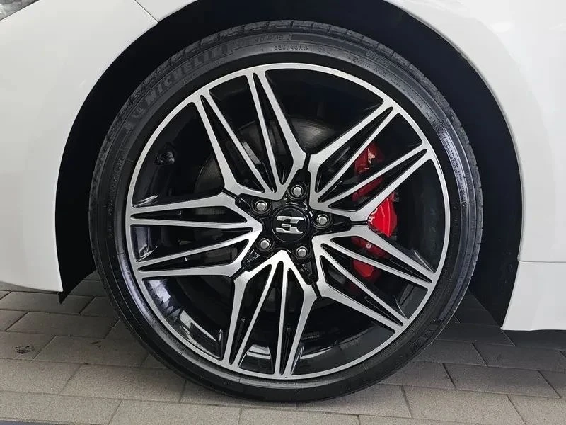Kia Stinger, снимка 5 - Автомобили и джипове - 56727629