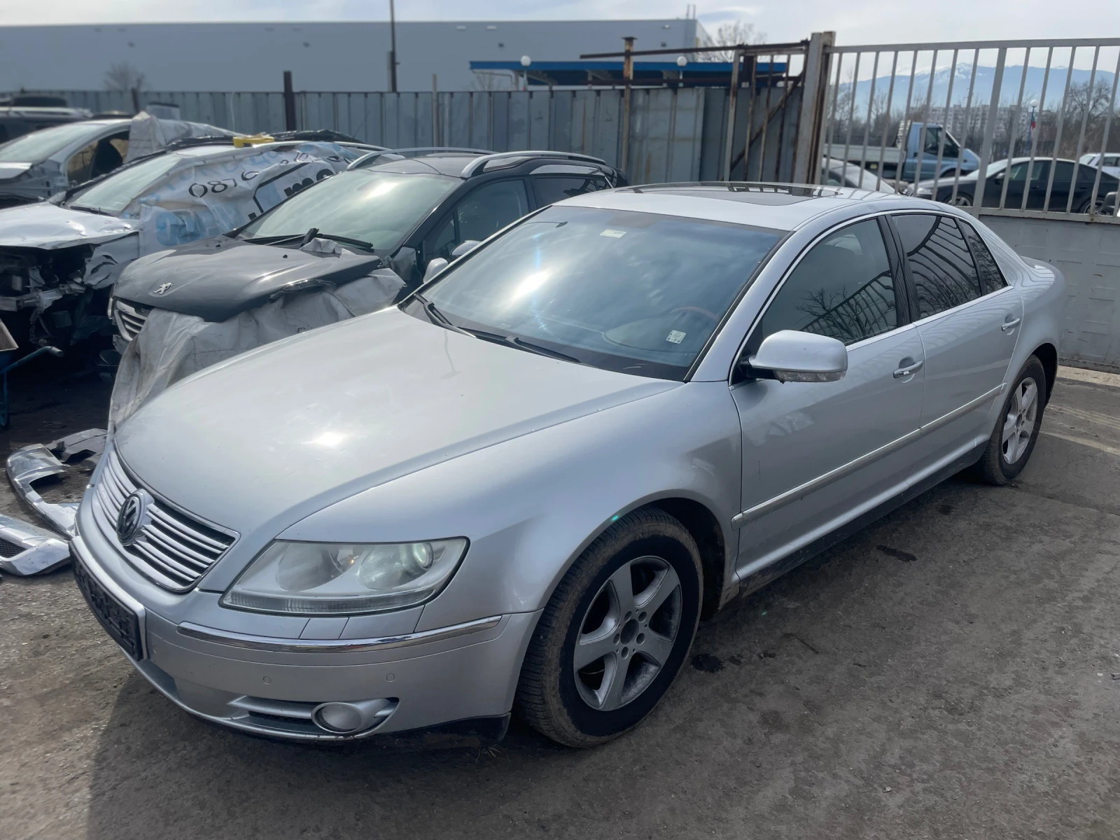 VW Phaeton 3.2 - изображение 2