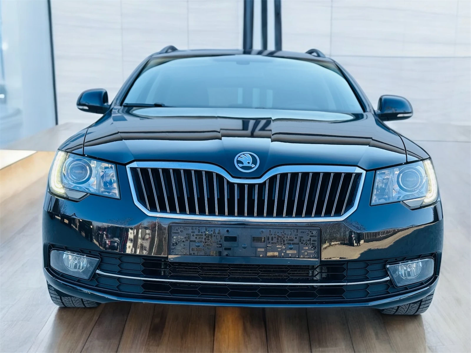 Skoda Superb * EXCLUSIVE-Green tec* FACE* DSG* FULL*  - изображение 2