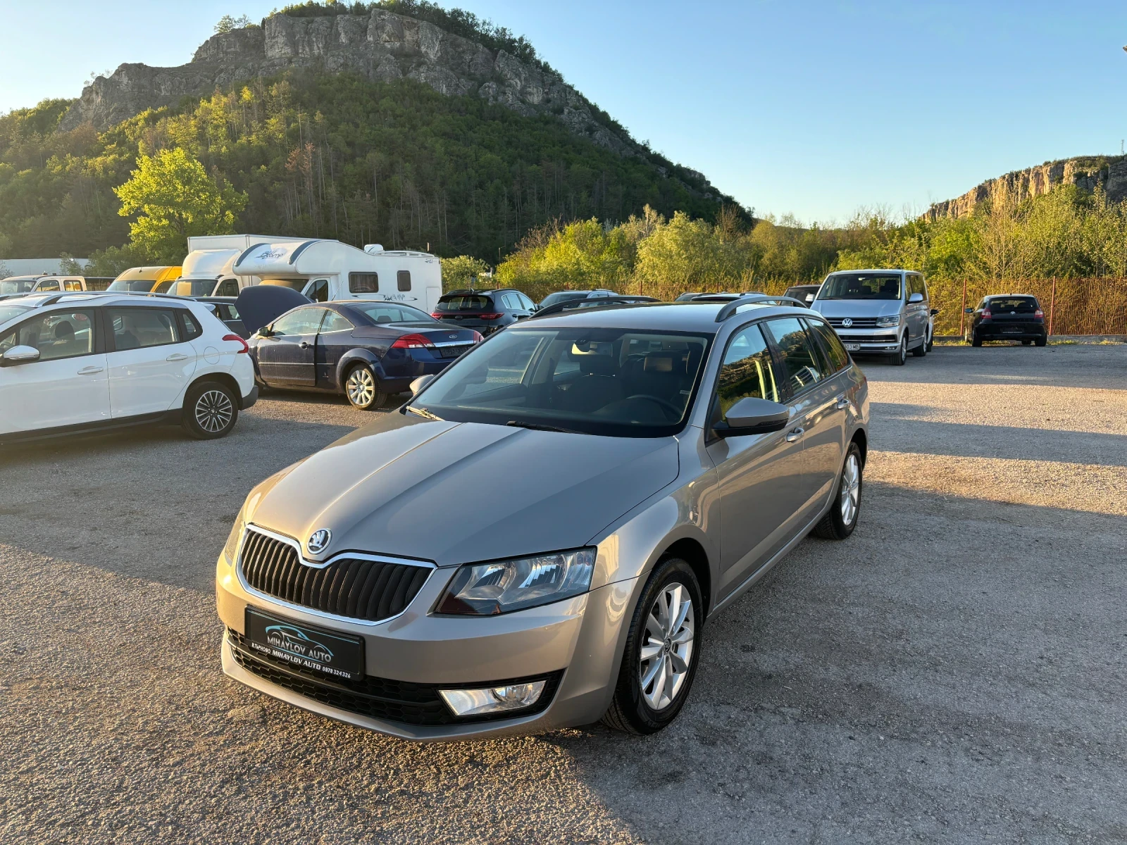Skoda Octavia 1.6 TDI КАТО НОВА - изображение 7
