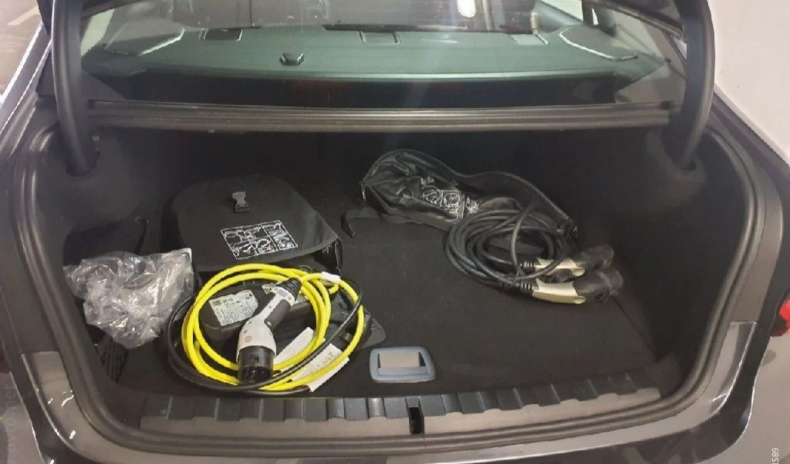 BMW 320 e Sport Line. Hybrid | Mobile.bg   11