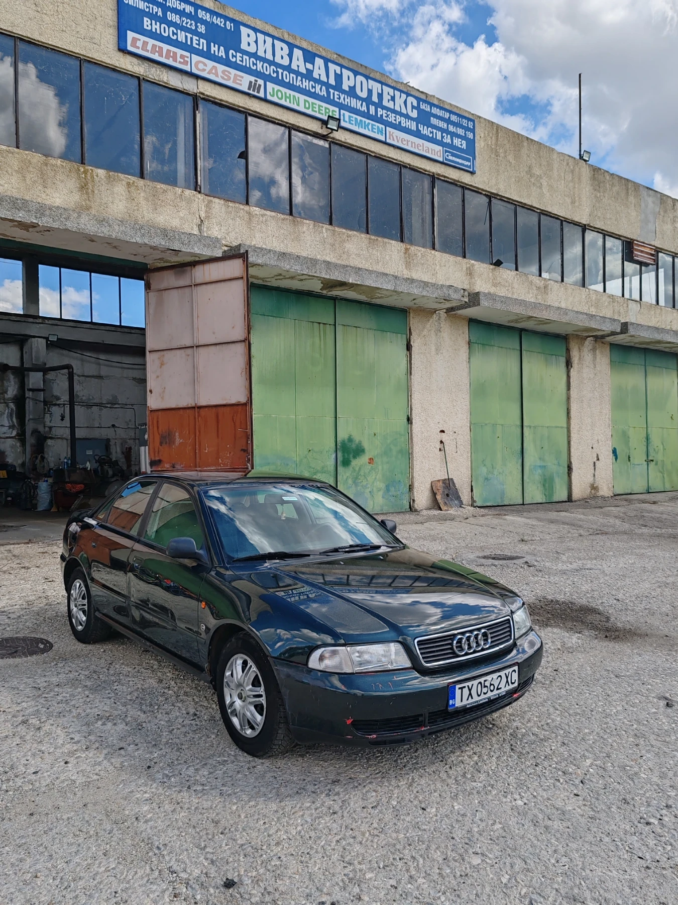 Audi A4 | Mobile.bg   1