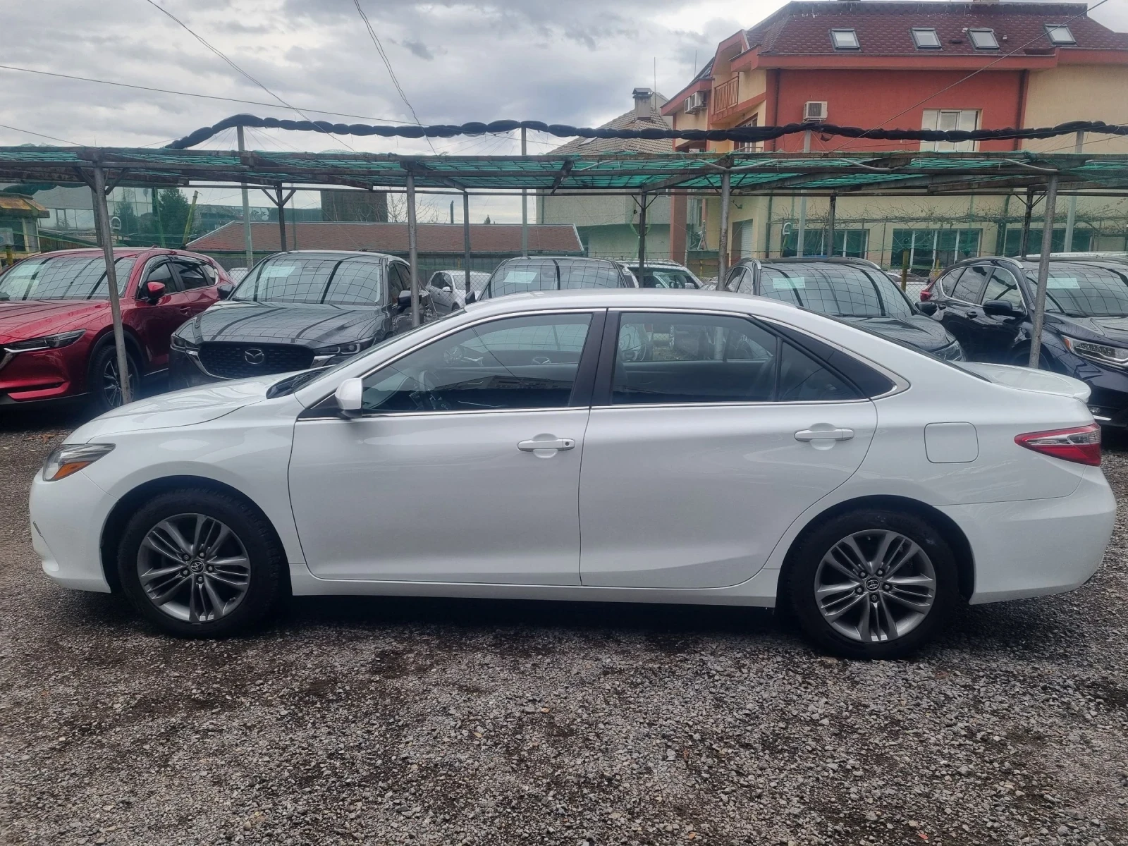 Toyota Camry 2.5 SE | Mobile.bg   4