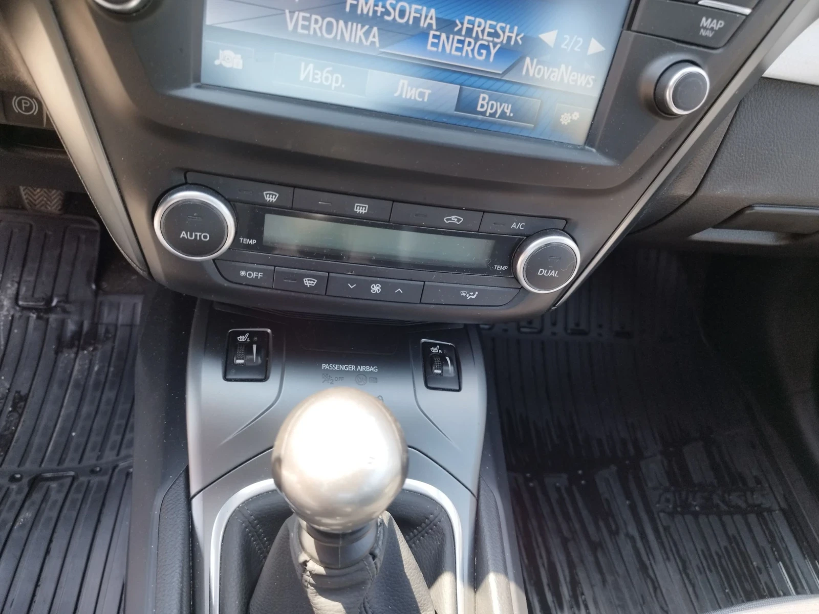 Toyota Avensis 143 к.с - изображение 8