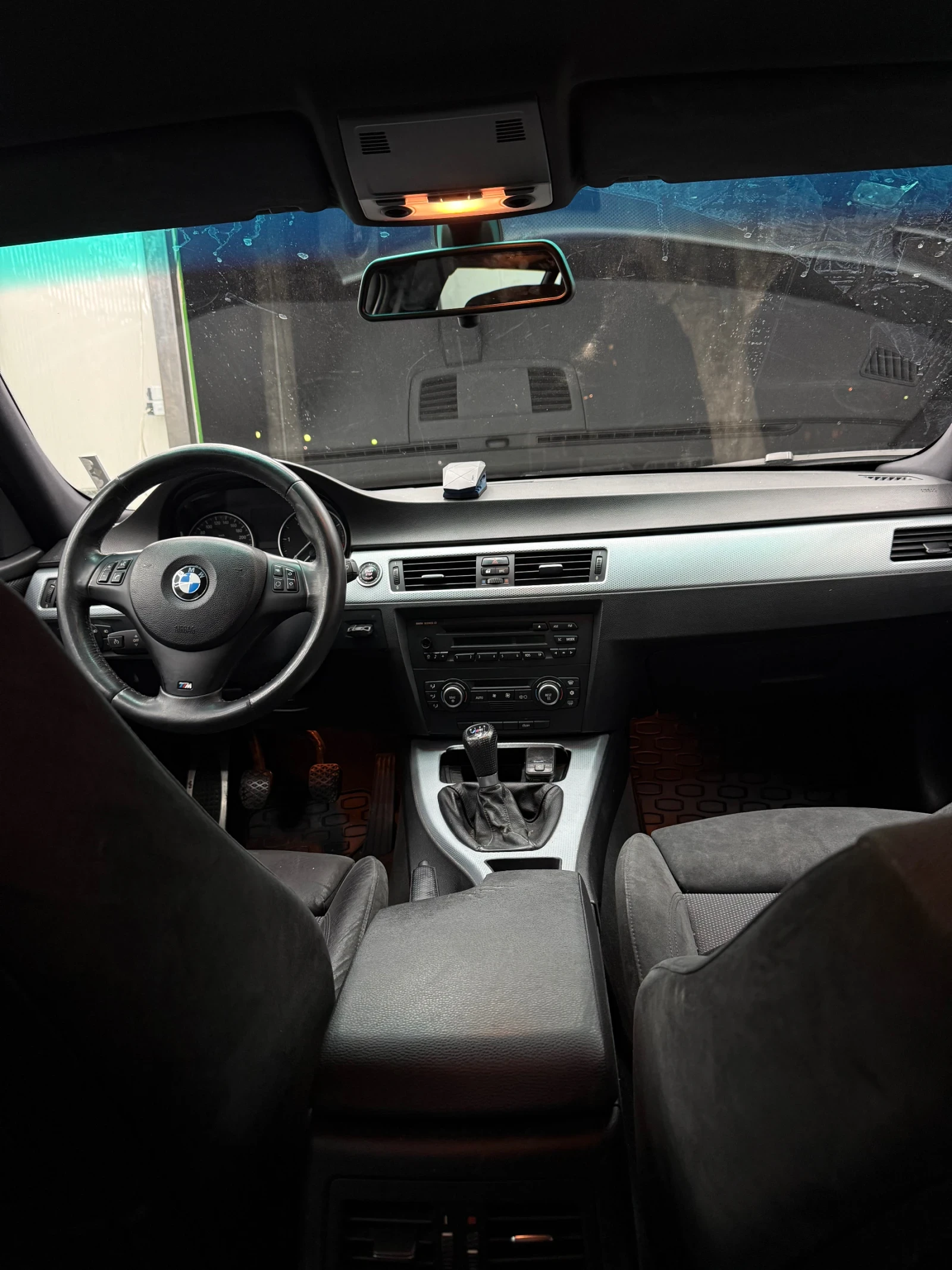 BMW 320, снимка 10 - Автомобили и джипове - 53823065