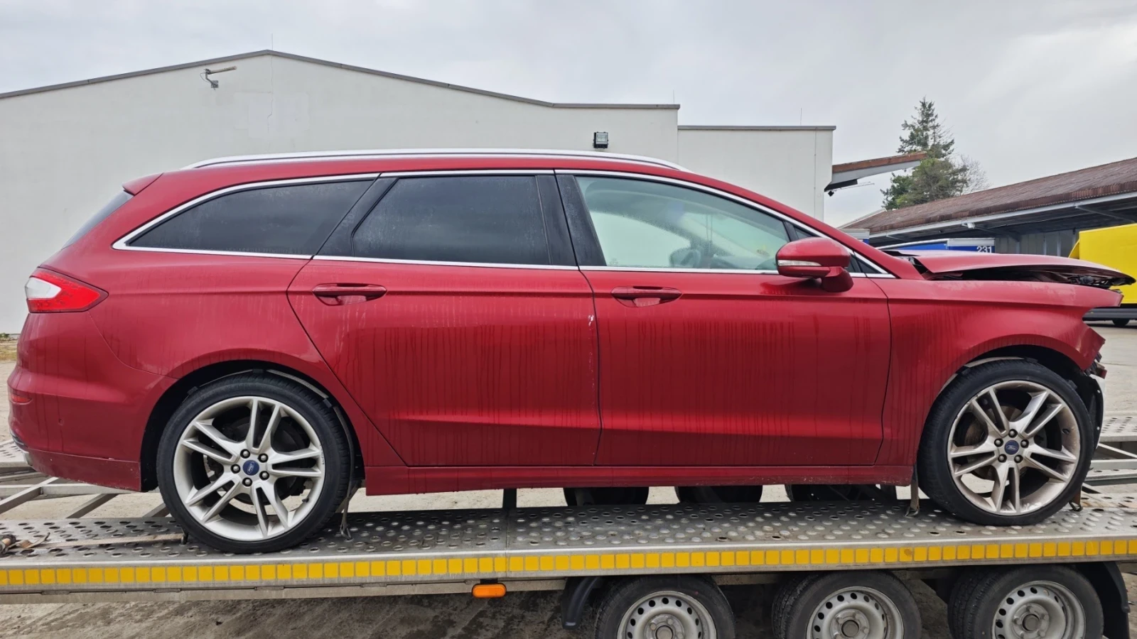 Ford Mondeo Titanium 2.0 power shift , снимка 2 - Автомобили и джипове - 54238599