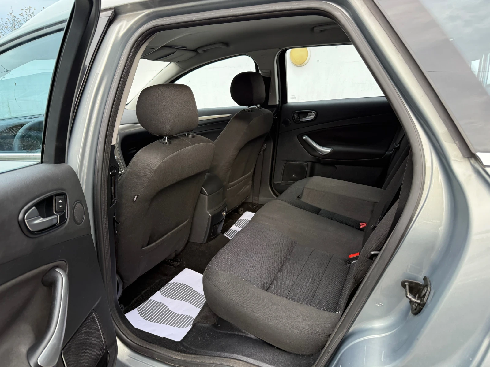 Ford Mondeo 2.0TDCI 130HP AUTOMATIC | Mobile.bg � ����������� 15