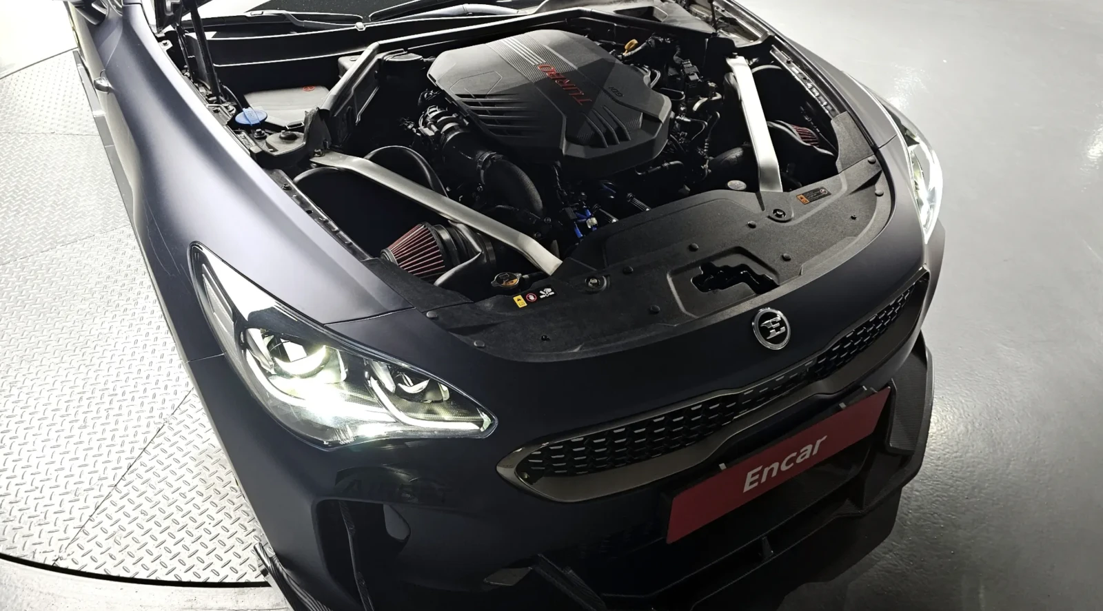 Kia Stinger GT 3.3/TUNING/ОБДУХ/ВЪЗДУХ, снимка 6 - Автомобили и джипове - 54413796