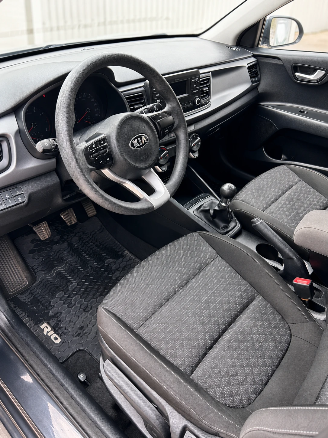 Kia Rio 1, 25 MPI Neon, снимка 8 - Автомобили и джипове - 54768814