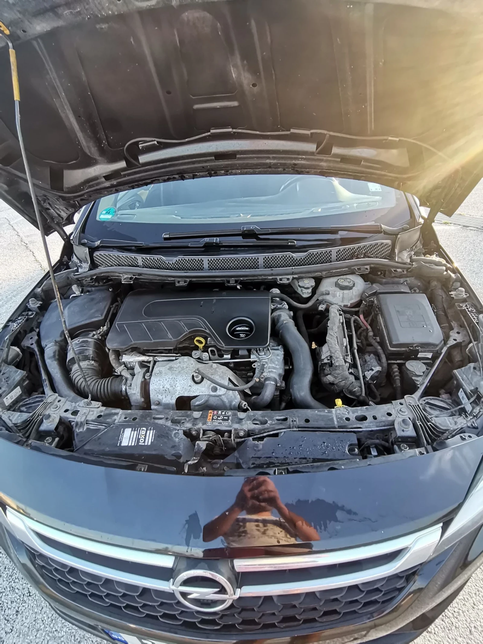 Opel Astra 1.6 CDTI, снимка 7 - Автомобили и джипове - 54811927