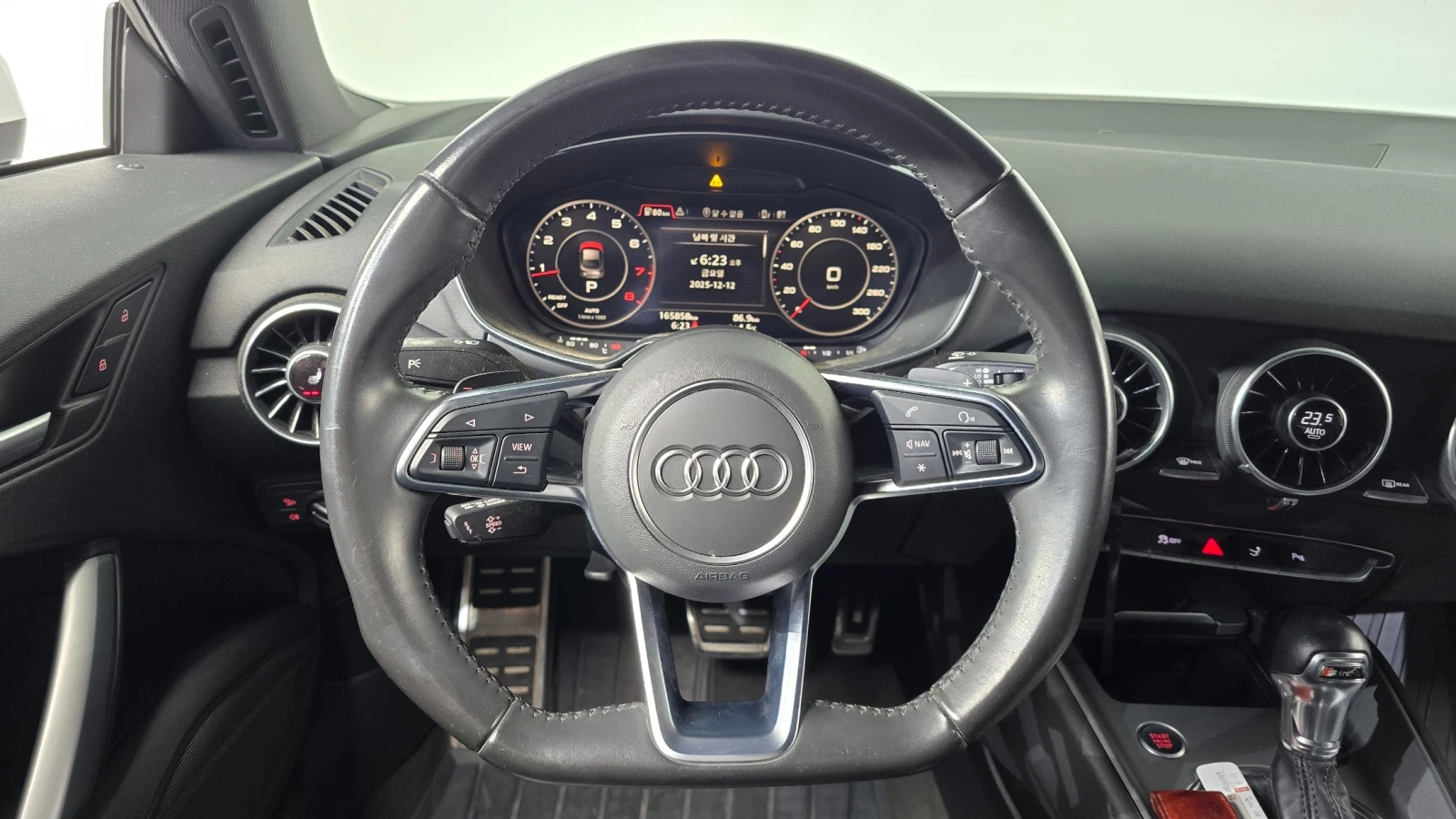 Audi Tt 2.0 45TFSI, снимка 12 - Автомобили и джипове - 55129441