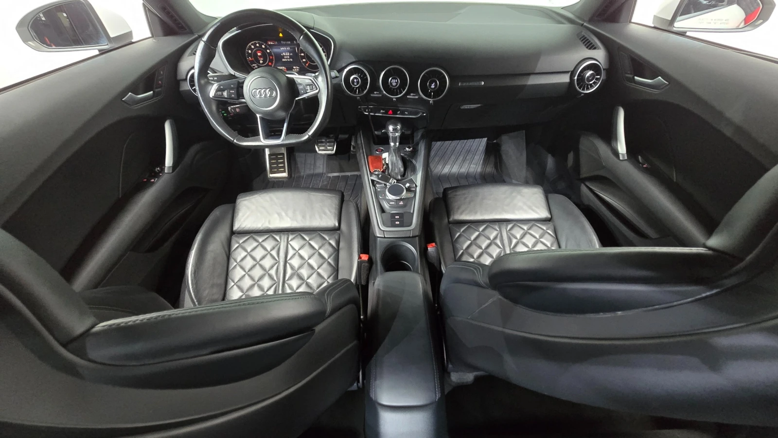 Audi Tt 2.0 45TFSI, снимка 6 - Автомобили и джипове - 55129441