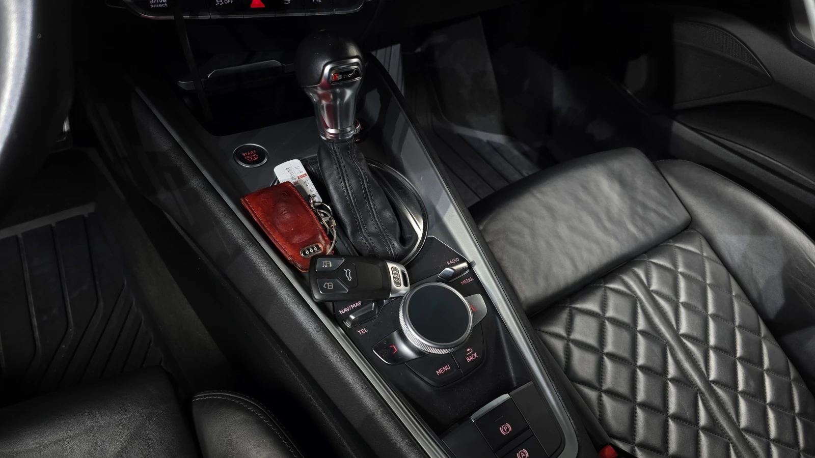 Audi Tt 2.0 45TFSI, снимка 8 - Автомобили и джипове - 55129441