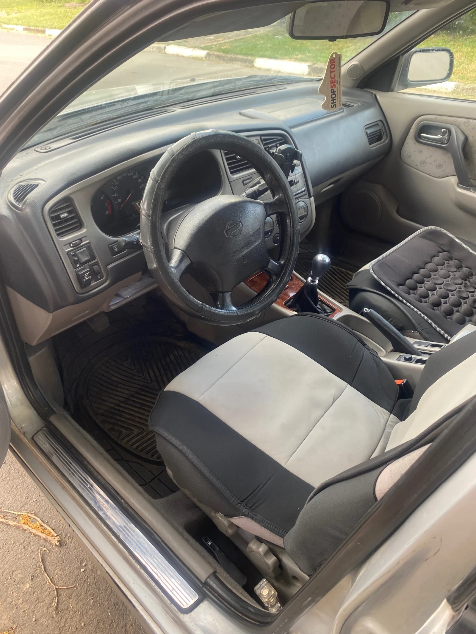 Nissan Primera, снимка 4 - Автомобили и джипове - 55238258