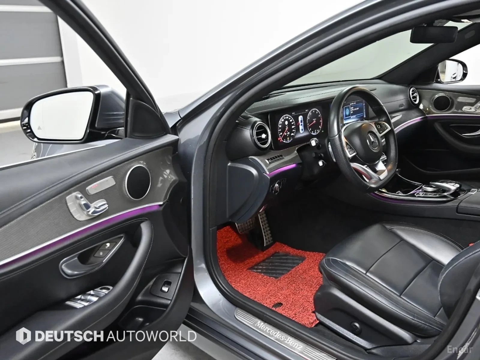 Mercedes-Benz E 300 UNIKAT* PROVERKA NA MQSTO* TOP OFERTA, снимка 11 - Автомобили и джипове - 55650795