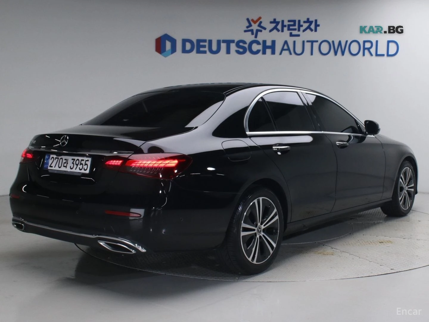 Mercedes-Benz E 250 ПОДГРЕВ* КАМЕРА* ПАНО* КОЖА* , снимка 2 - Автомобили и джипове - 55729431