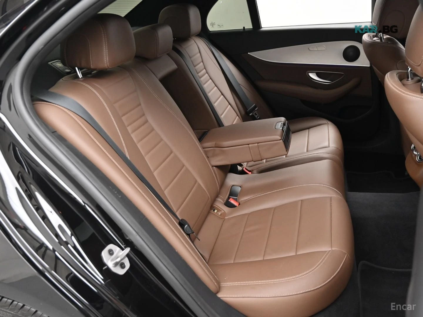 Mercedes-Benz E 250 ПОДГРЕВ* КАМЕРА* ПАНО* КОЖА* , снимка 12 - Автомобили и джипове - 55729431