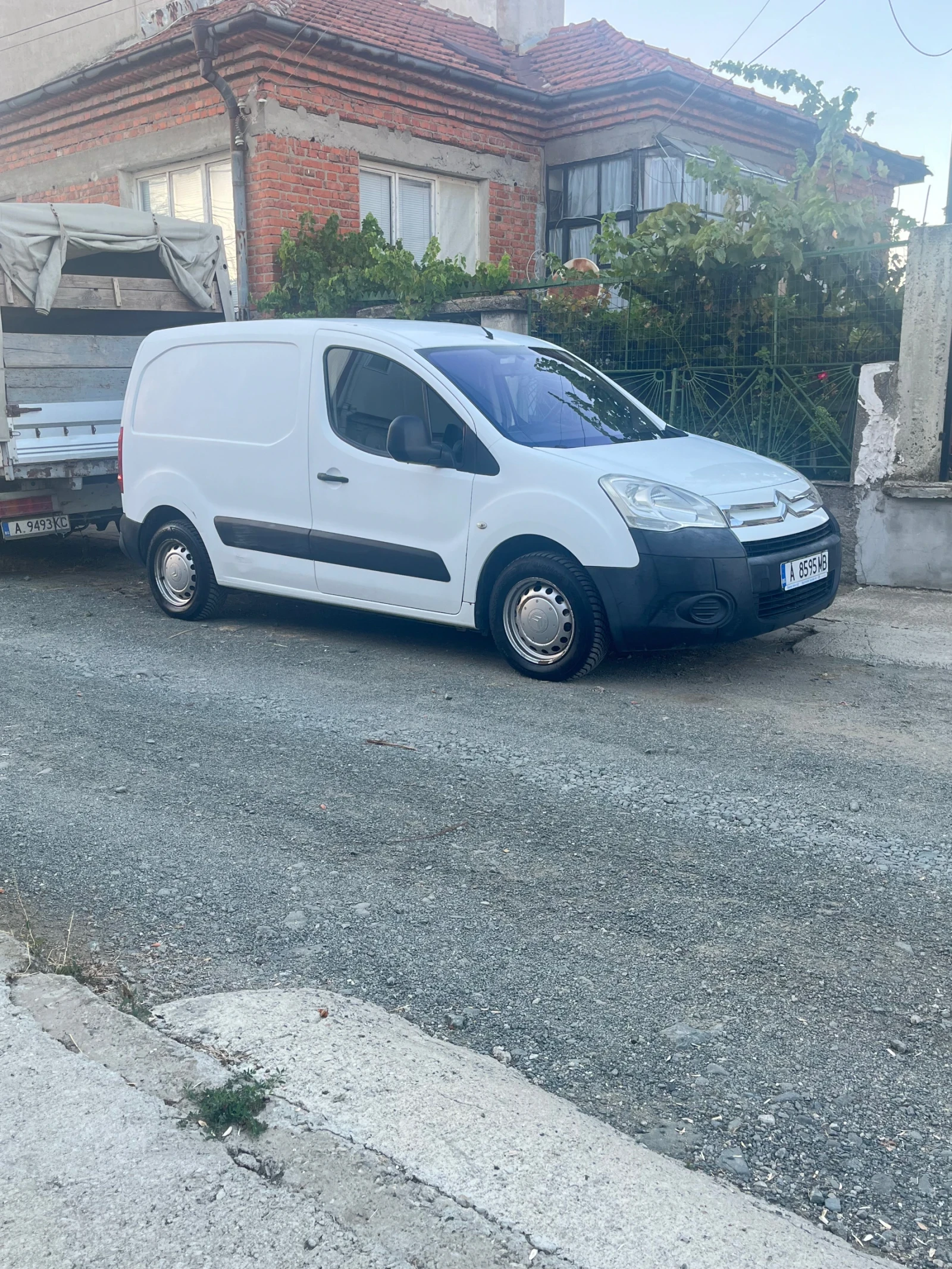 Citroen Berlingo 1.6 HDI, снимка 3 - Автомобили и джипове - 55963492