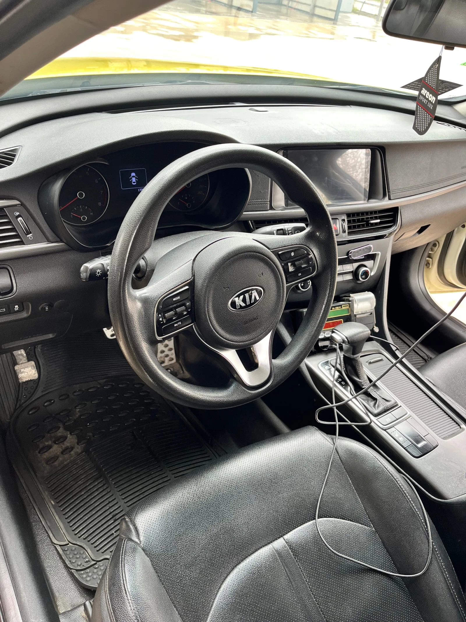 Kia K5 Такси, снимка 11 - Автомобили и джипове - 56634974