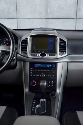 Chevrolet Captiva 2.2D* LTZ* NAVI* Камера* 7 места, снимка 15