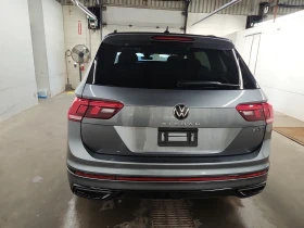 VW Tiguan R-LINE BLACK EDITION| ПАНОРАМА| ПОДГРЕВИ| 2 КЛЮЧА, снимка 14
