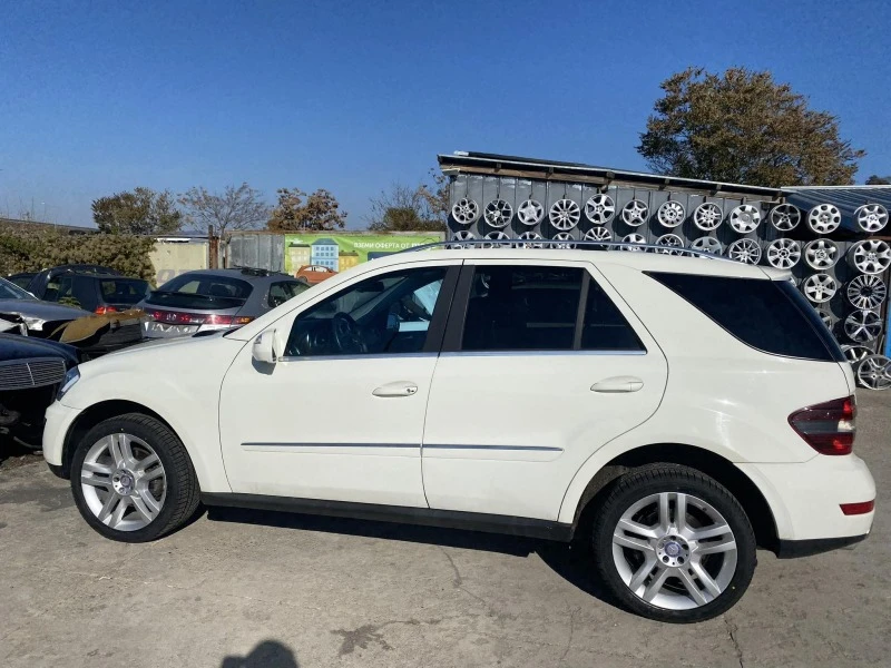 Mercedes-Benz ML 320, снимка 6 - Автомобили и джипове - 45820760