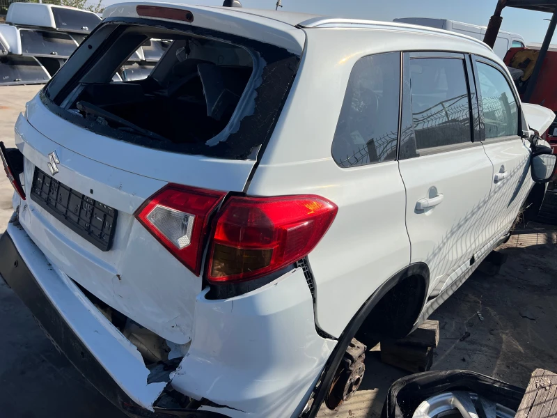 Suzuki Vitara 1.6i-avtomat-, снимка 3 - Автомобили и джипове - 47384196