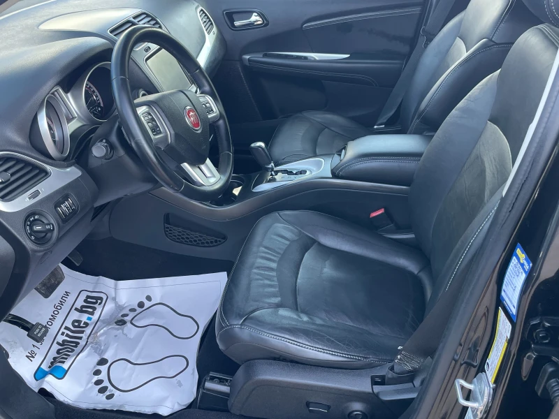 Fiat Freemont НОВ ВНОС ИТАЛИЯ 4x4 7 МЕСТА НАВИГАЦИЯ КОЖА, снимка 9 - Автомобили и джипове - 51049956