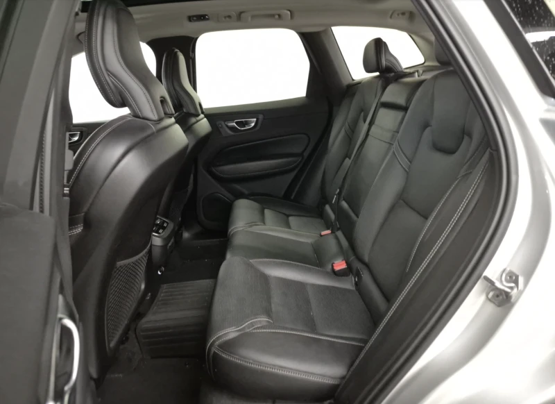 Volvo XC60 INSCRIPTION, снимка 12 - Автомобили и джипове - 52749670