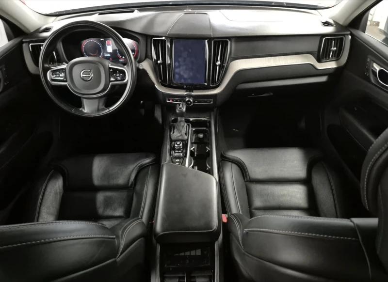 Volvo XC60 INSCRIPTION, снимка 9 - Автомобили и джипове - 52749670
