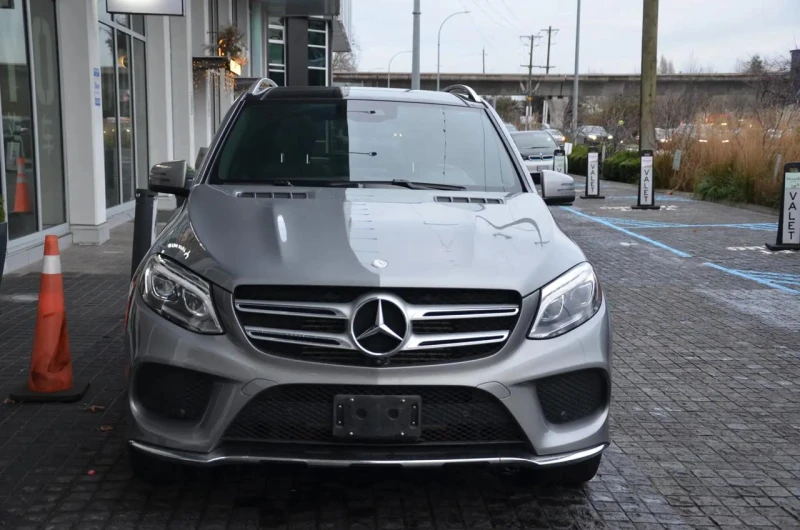 Mercedes-Benz GLE 350 AMG packet* H&K* Подгреви* 360* Пано, снимка 2 - Автомобили и джипове - 52752081