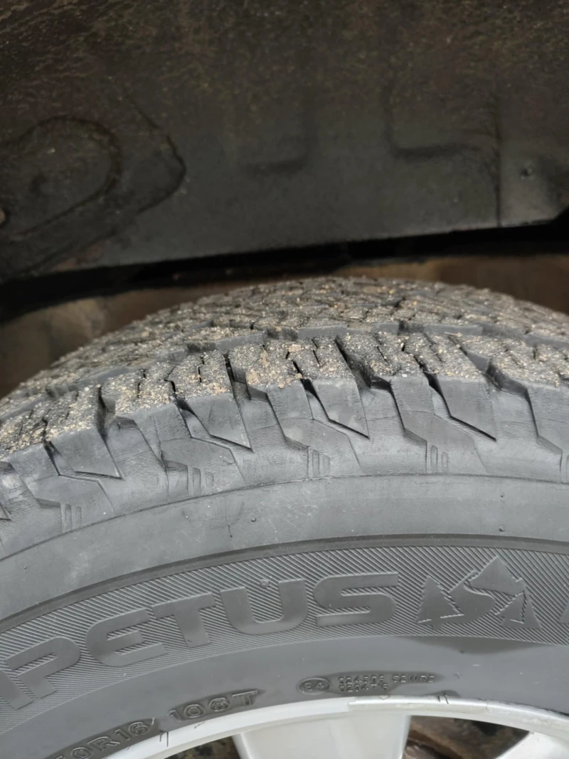 Nissan Terrano, снимка 9 - Автомобили и джипове - 53125418